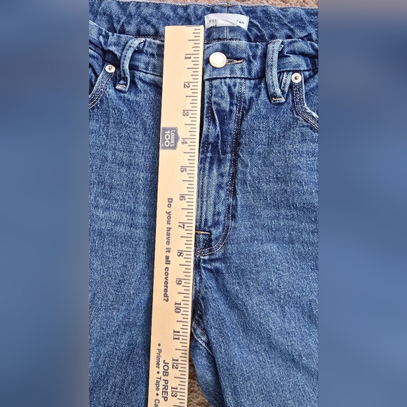 Good American Good Icon High Rise Straight Leg Cropped Denim Women's 10 / 30 - Picture 9 of 10